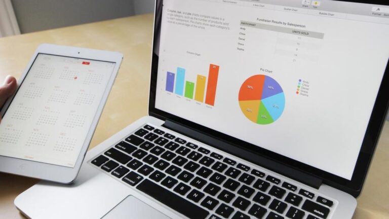 KPI maintenance hôtelier : tableau de bord complet et benchmarks par type d’établissement