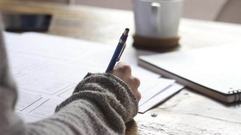 Maintenance préventive saisonnière hôtelière : checklists printemps, été, automne, hiver